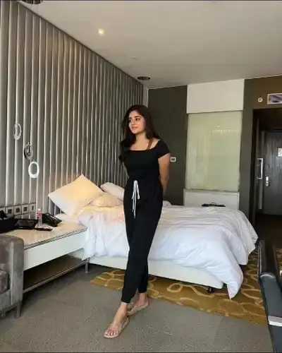 Call Girls Service in Aldona